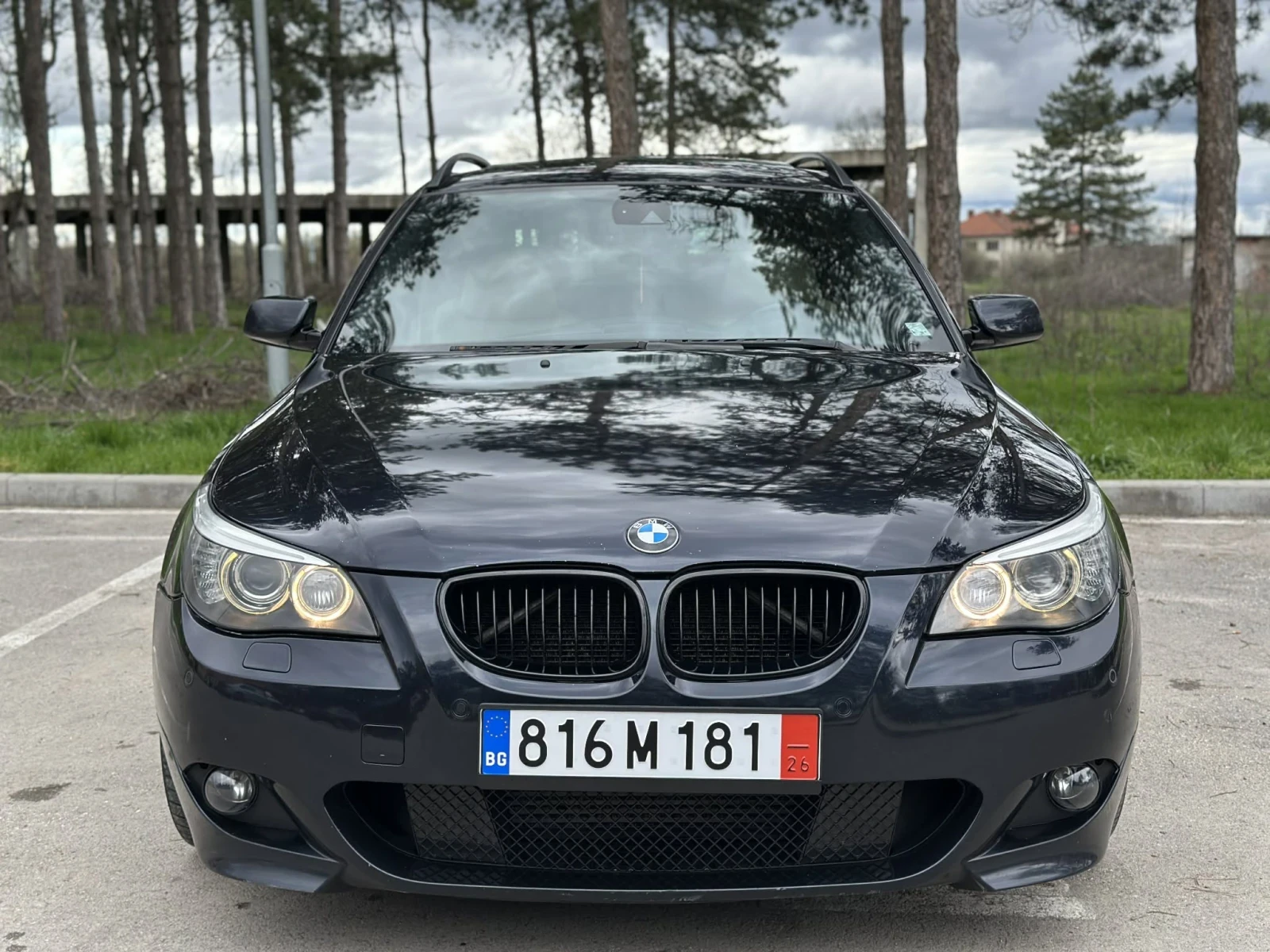 BMW 530 3.0d 235к.с M Packet FACELIFT само на задно, снимка 2 - Автомобили и джипове - 54063217