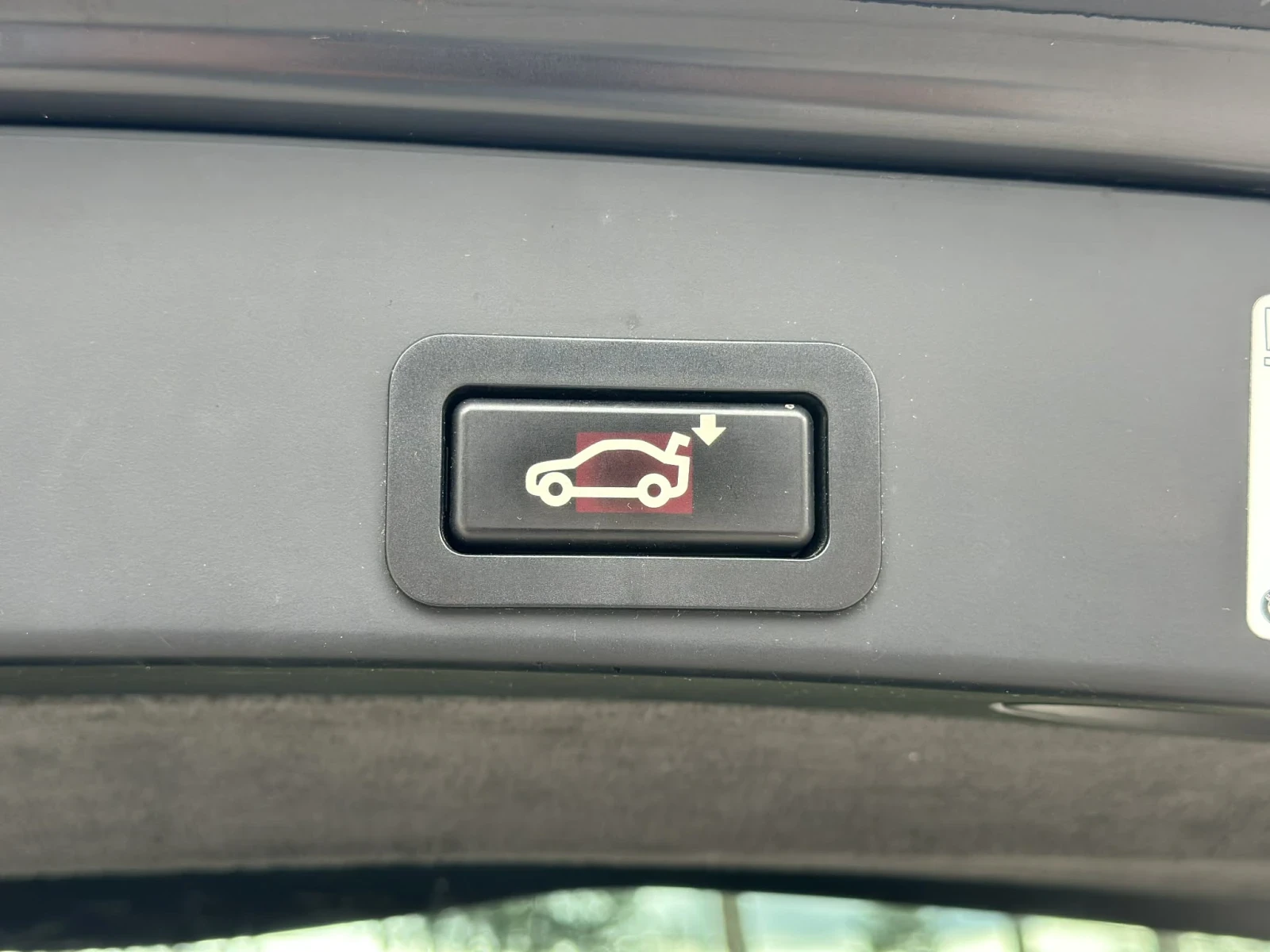 BMW 530 3.0d 235к.с M Packet FACELIFT само на задно, снимка 15 - Автомобили и джипове - 54063217