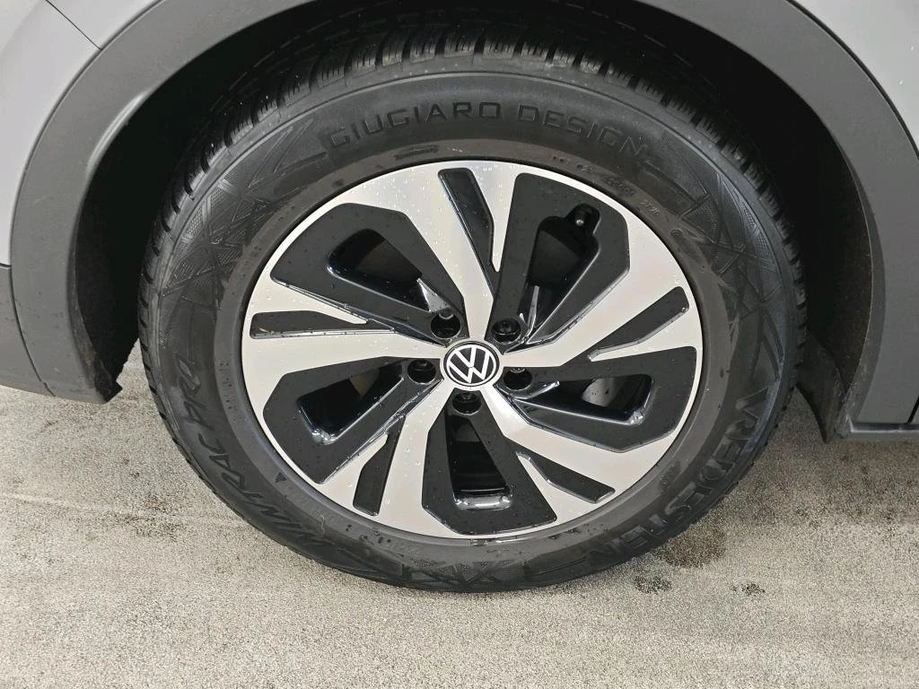 VW ID.4 Pure, снимка 12 - Автомобили и джипове - 54563485