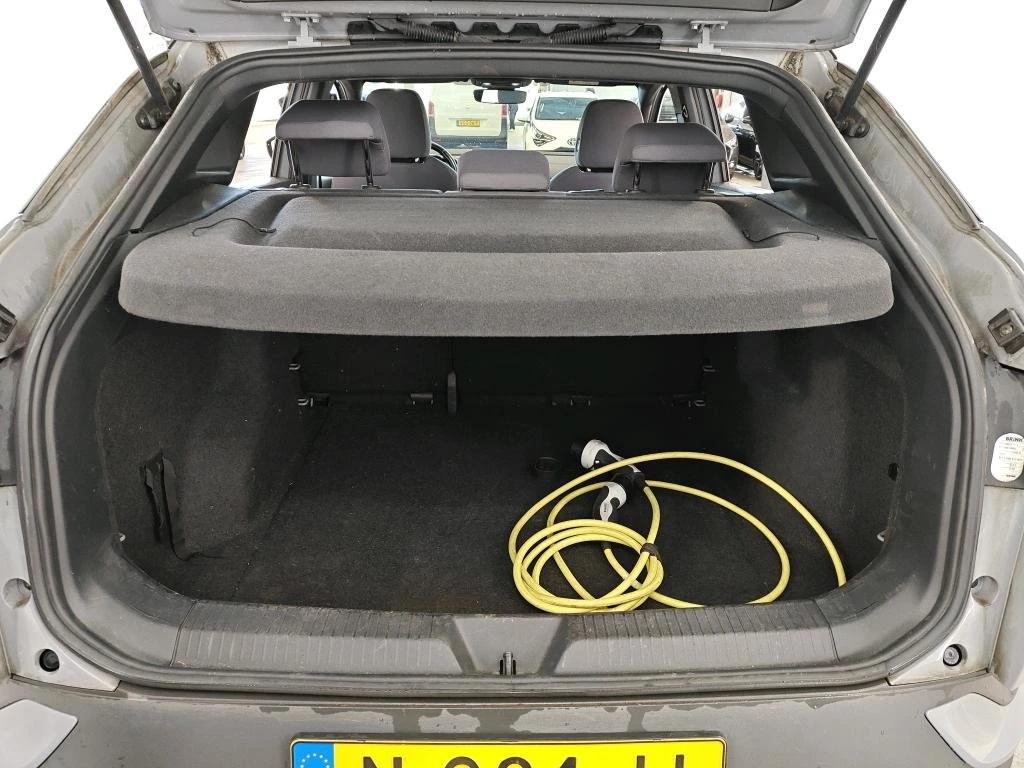 VW ID.4 Pure, снимка 7 - Автомобили и джипове - 54563485