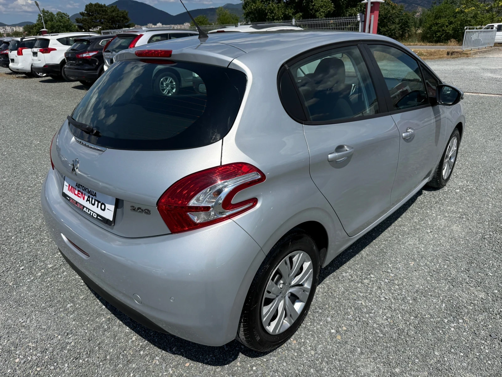 Peugeot 208 (���� ����)^(���) | Mobile.bg � ����������� 6
