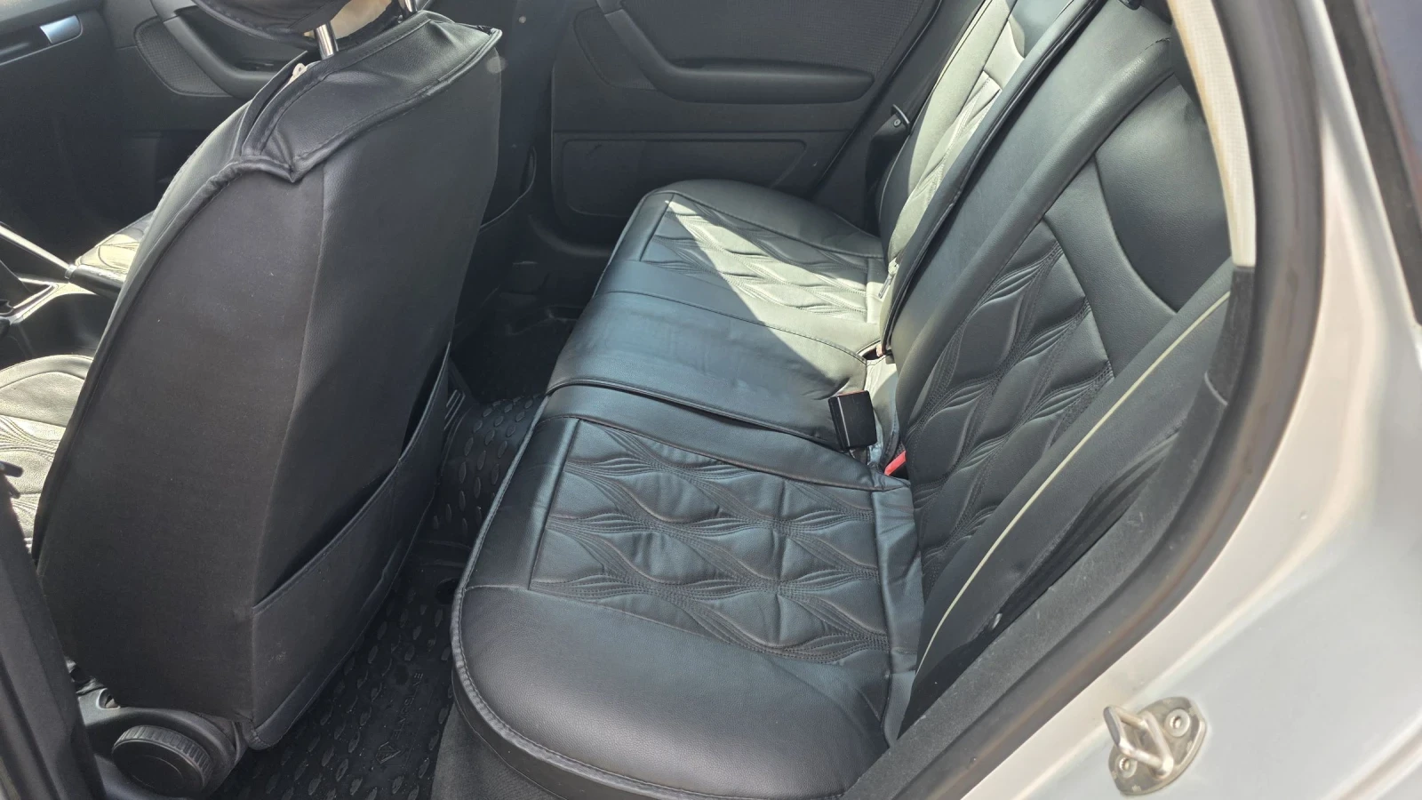 Audi A3 1, 9 TDI Климатроник, снимка 11 - Автомобили и джипове - 54792484