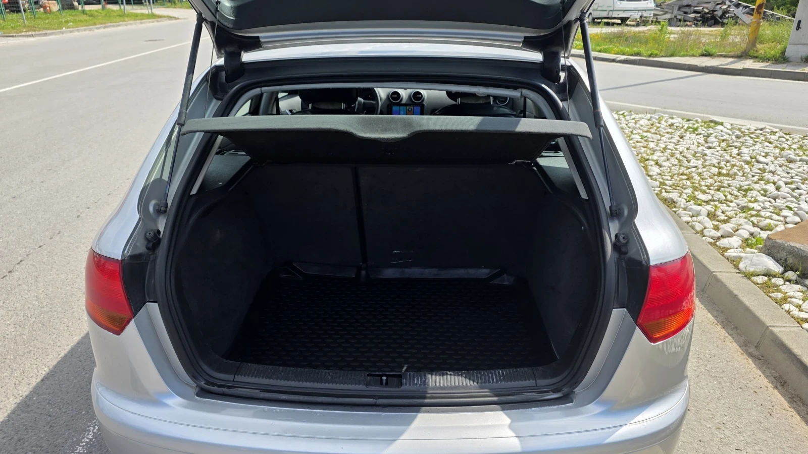 Audi A3 1, 9 TDI Климатроник, снимка 5 - Автомобили и джипове - 54792484