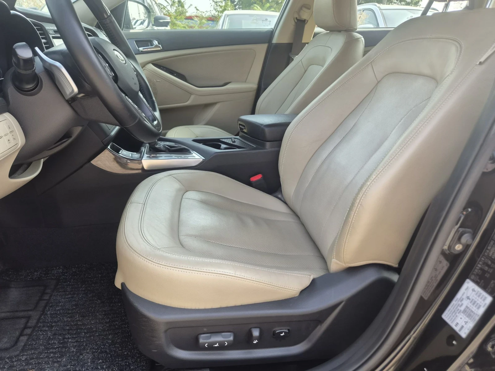 Kia Optima CRDI 1.7 Active Pro, снимка 8 - Автомобили и джипове - 55852287
