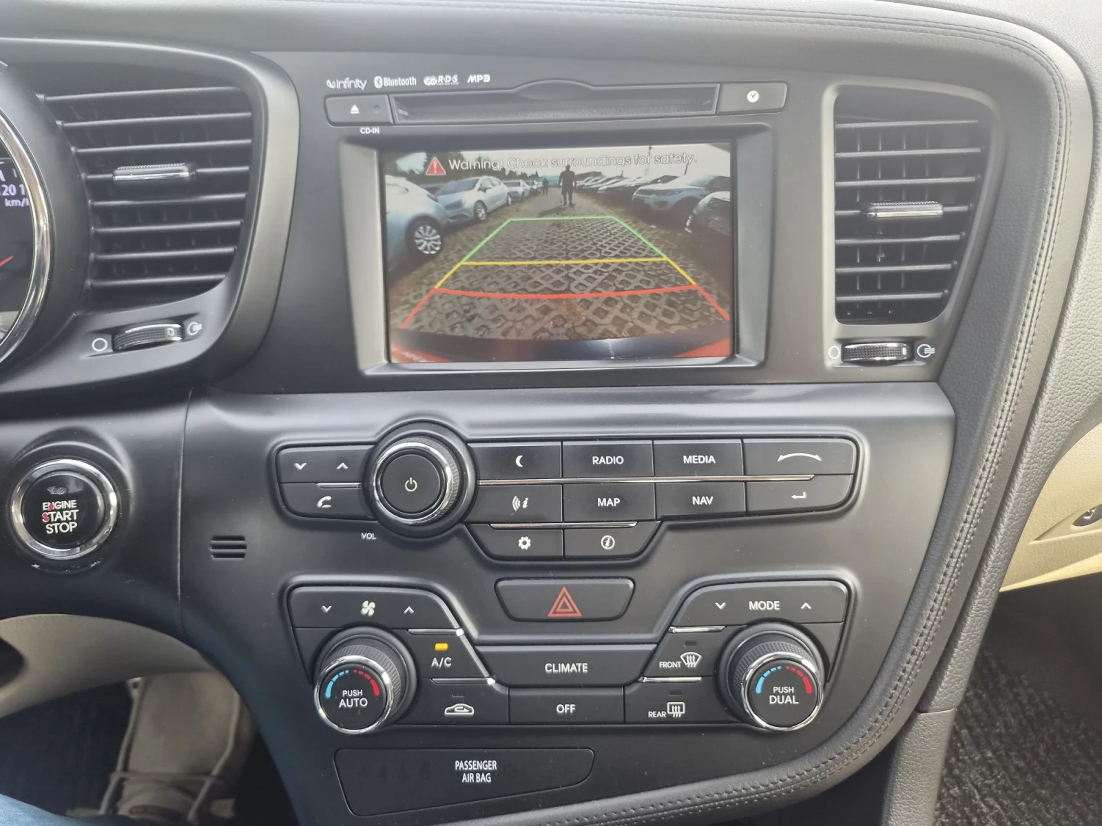 Kia Optima CRDI 1.7 Active Pro, снимка 12 - Автомобили и джипове - 55852287