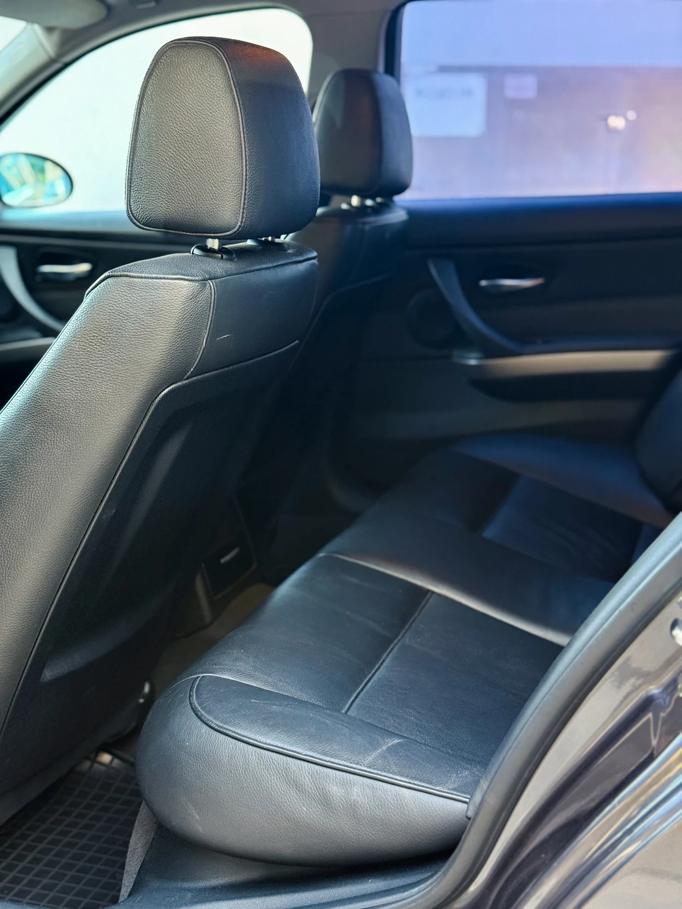 BMW 320, снимка 9 - Автомобили и джипове - 55907895