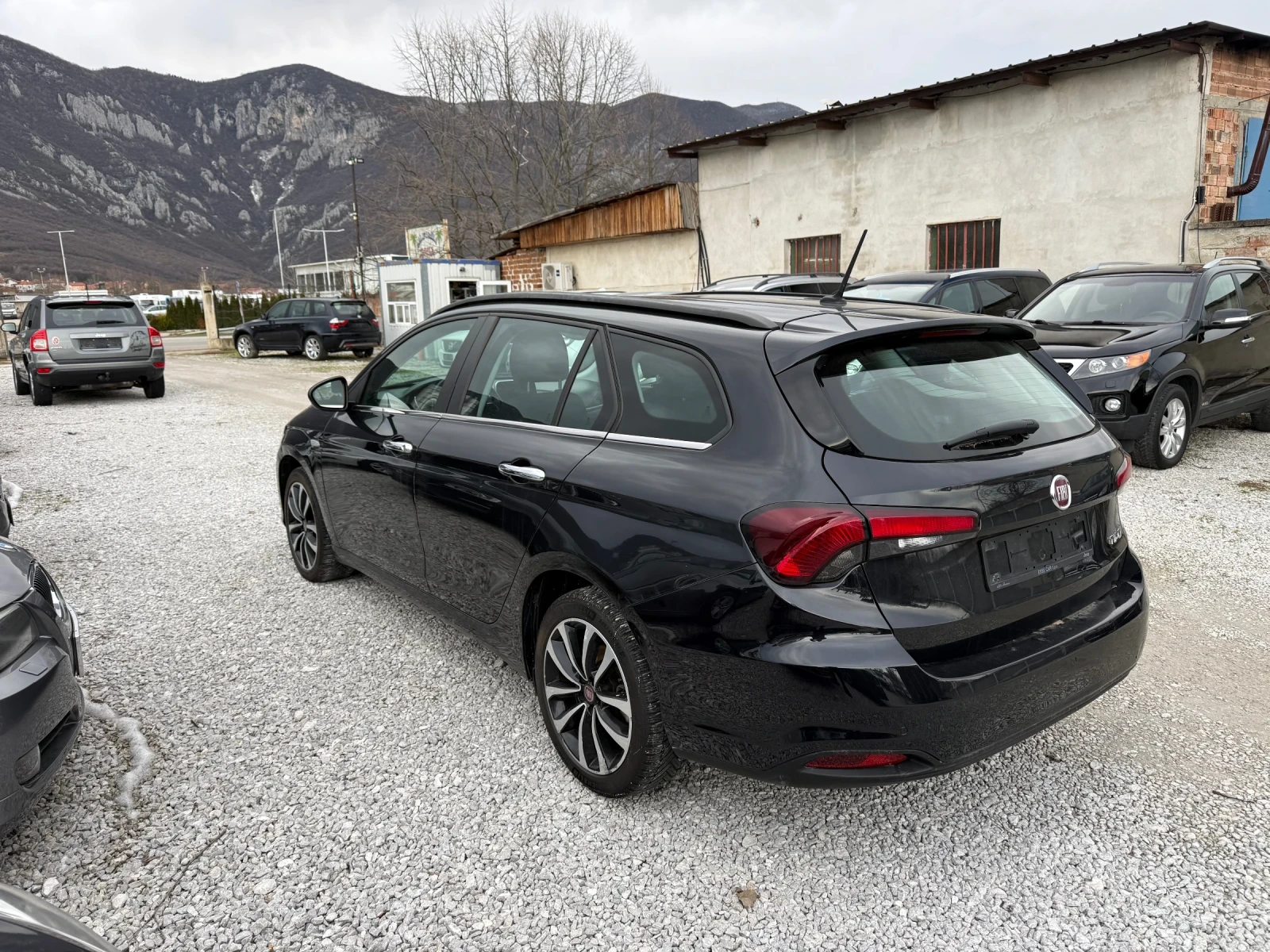 Fiat Tipo 1.6 Mjet AUTOMAT , снимка 8 - Автомобили и джипове - 56276081