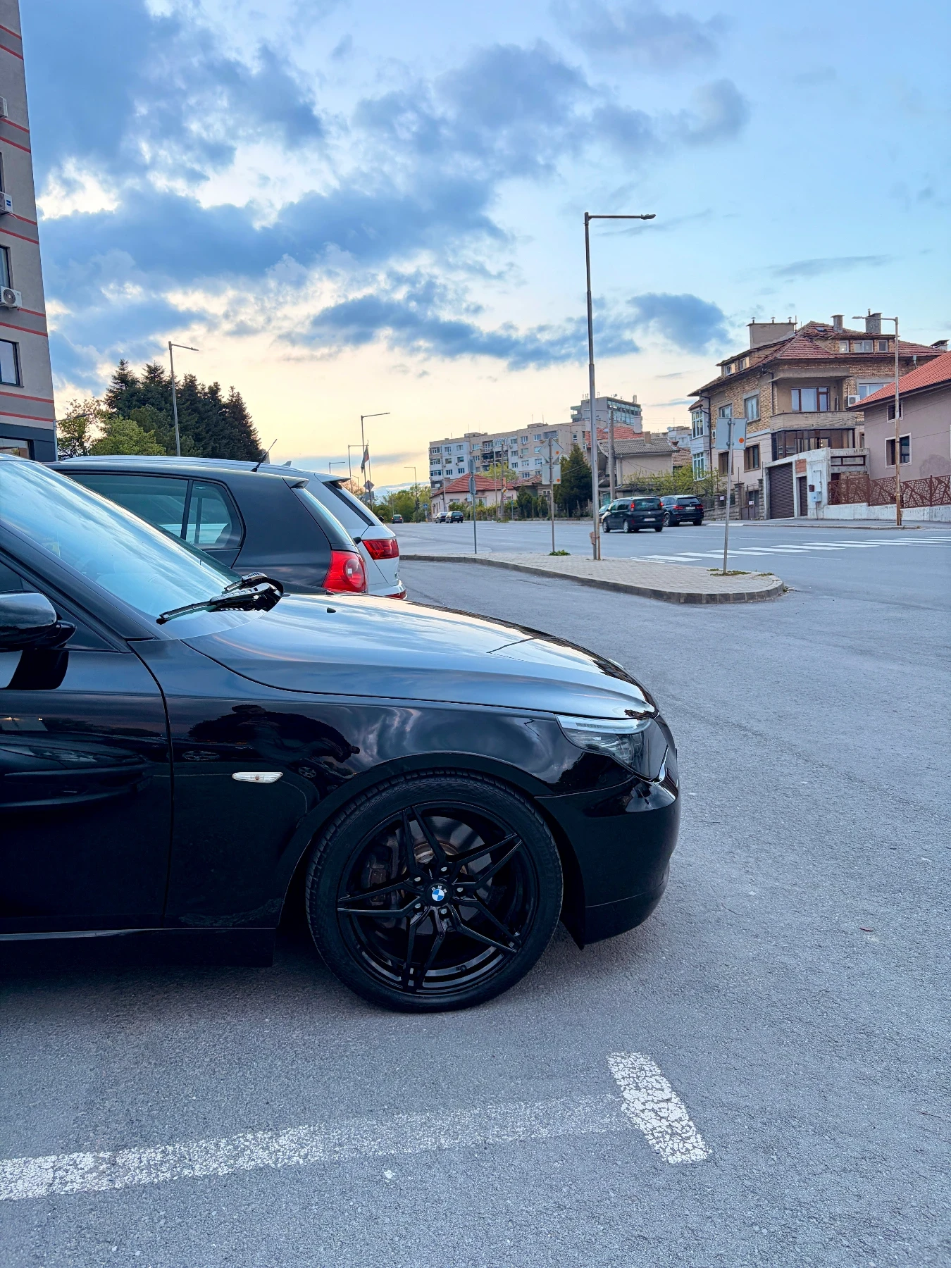 BMW 520, снимка 13 - Автомобили и джипове - 56414817