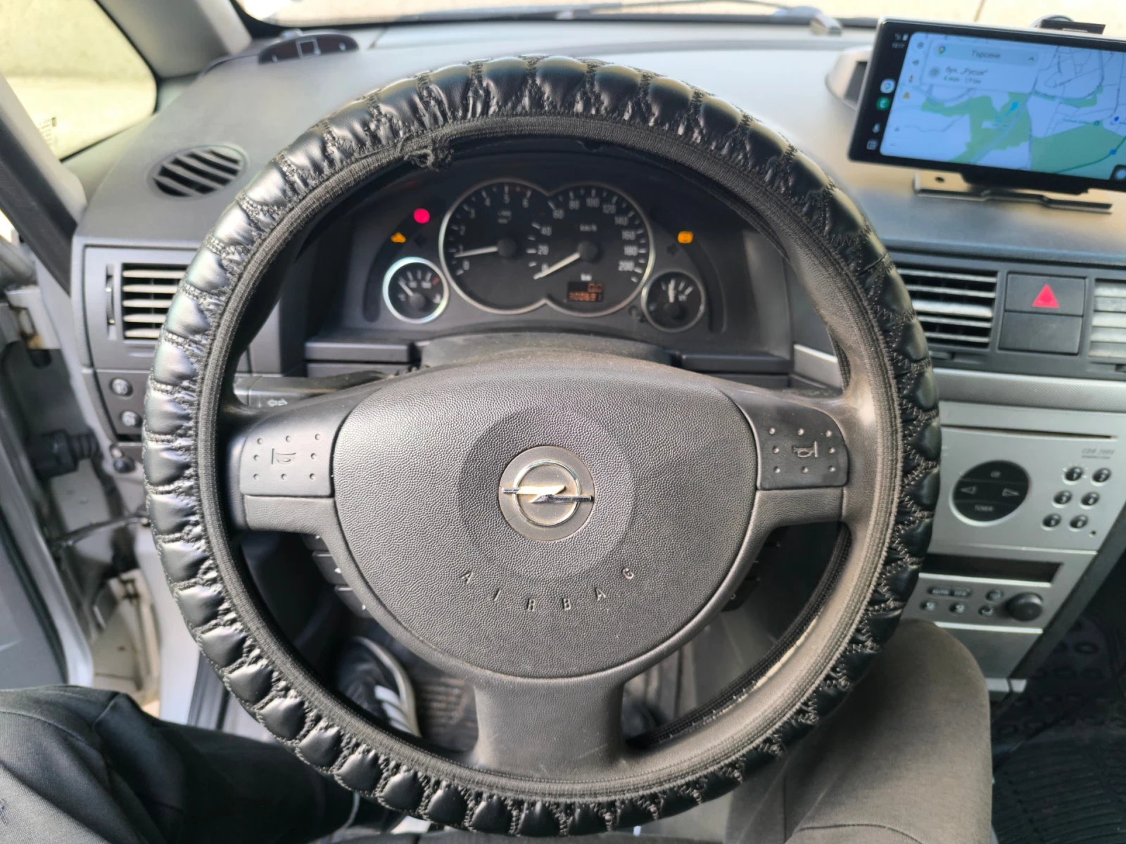 Opel Meriva 1.7 CDTI, снимка 9 - Автомобили и джипове - 56642773