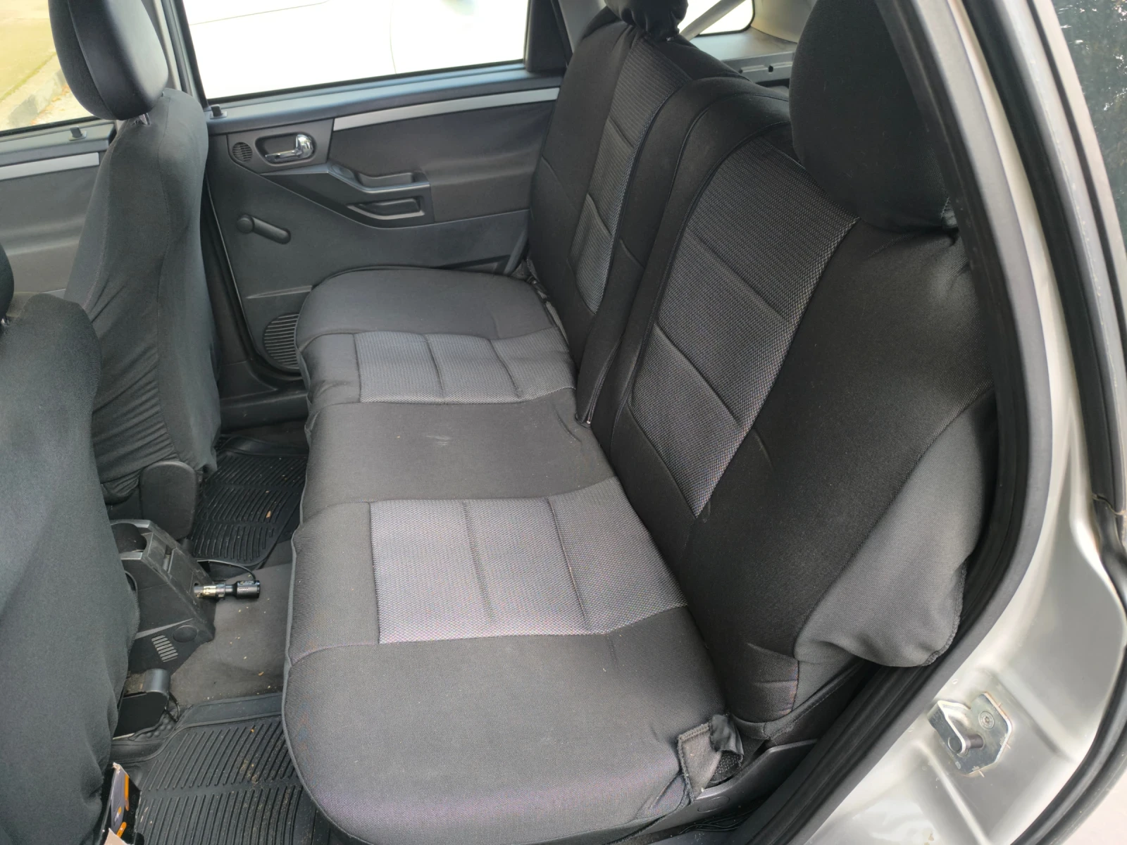 Opel Meriva 1.7 CDTI, снимка 8 - Автомобили и джипове - 56642773