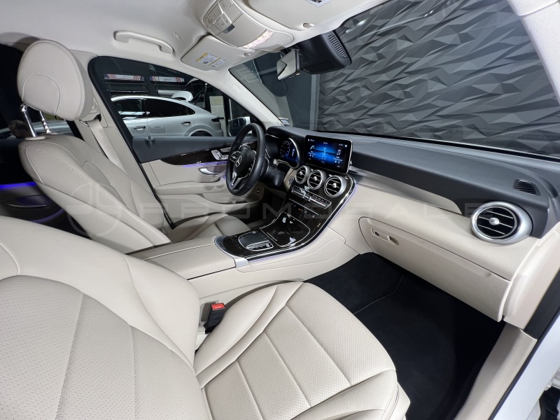 Mercedes-Benz GLC 300 4MATIC SUV 360* Подгрев , снимка 11 - Автомобили и джипове - 45949951