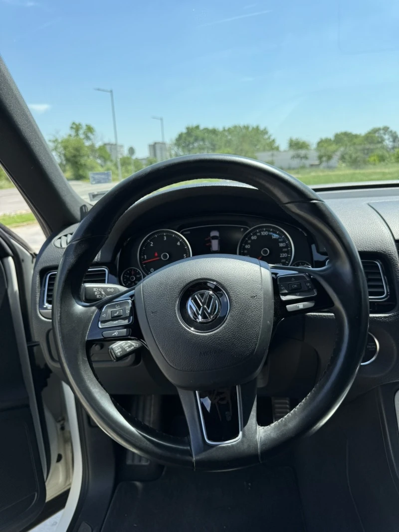 VW Touareg 4.2, снимка 7 - Автомобили и джипове - 46663967