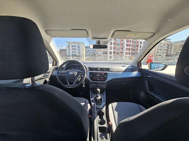 Seat Arona, снимка 9 - Автомобили и джипове - 47618061