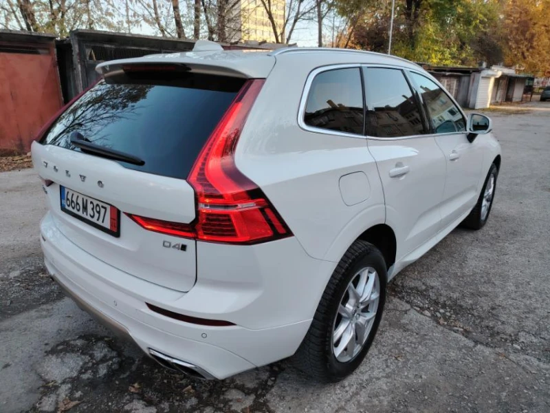 Volvo XC60 4х4-АВТОМАТ-2.0D-190кс-КОЖА, ПАНОРАМА, НАВИ, КАМЕР, снимка 6 - Автомобили и джипове - 47992597