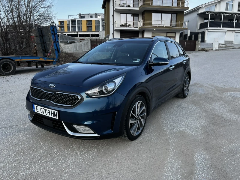 Kia Niro, снимка 1 - Автомобили и джипове - 48492585