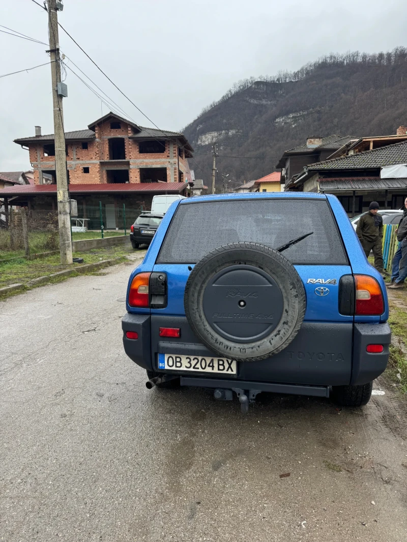 Toyota Rav4 2.0, снимка 2 - Автомобили и джипове - 52678534