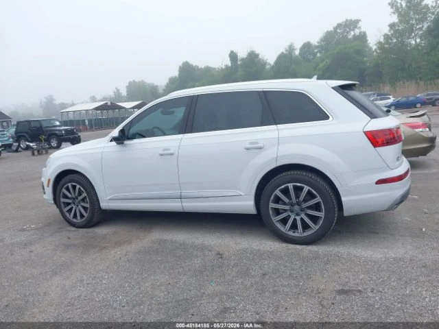 Audi Q7 * 45TFSI* QUATTRO* PREMIUM* КОЖА* ПОДГРЕВ* ПАНОРАМ, снимка 13 - Автомобили и джипове - 54881357