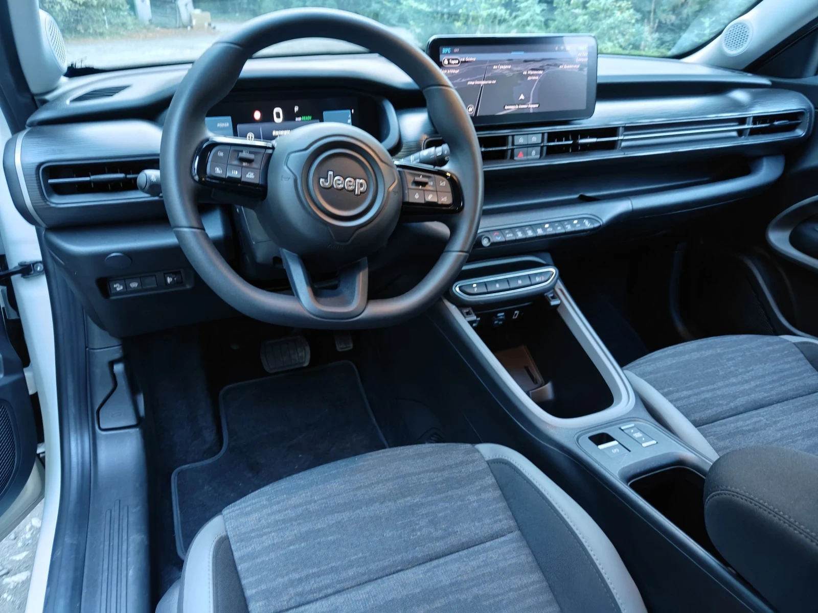 Jeep Avenger Longitude Business - изображение 7
