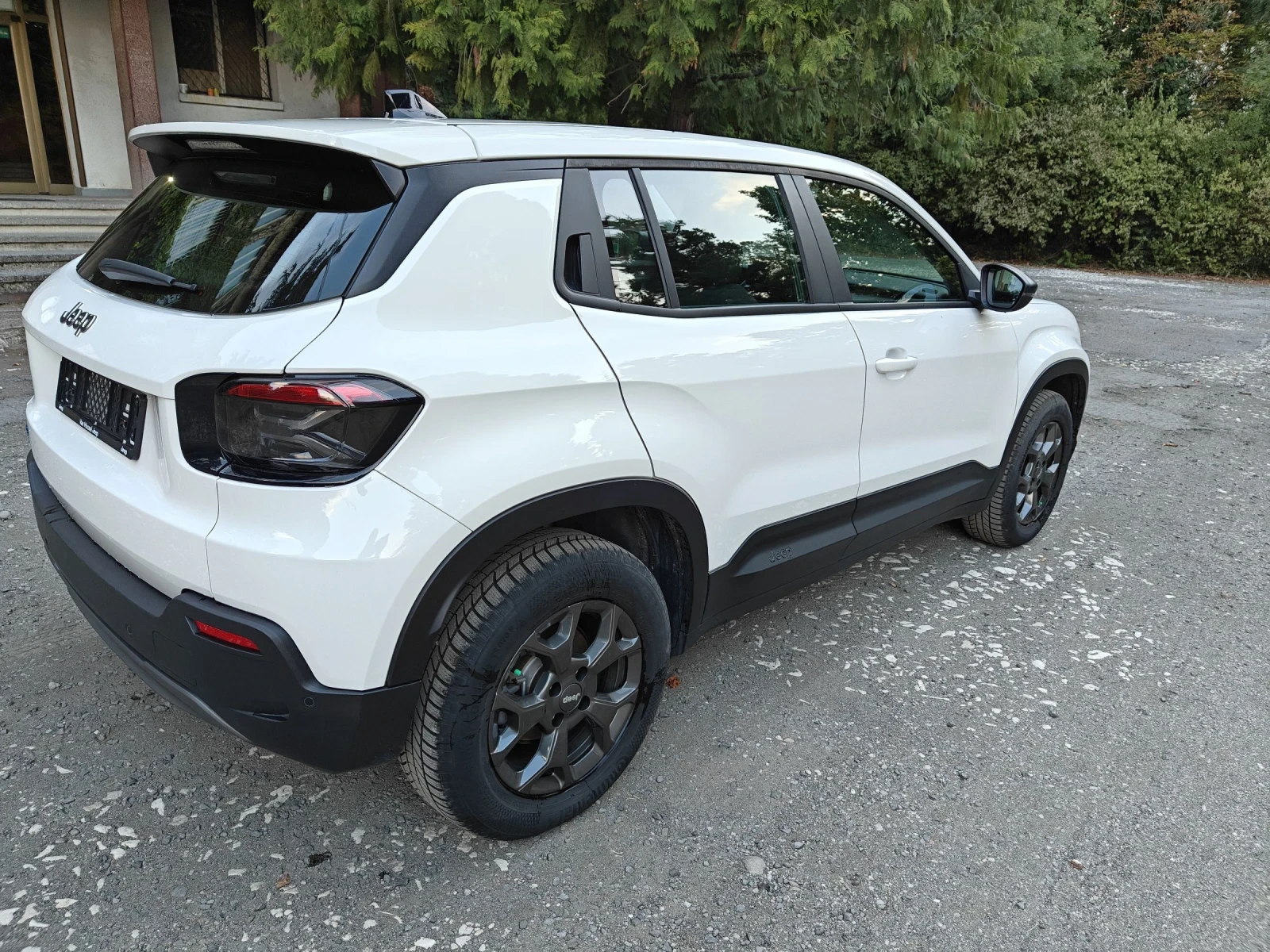 Jeep Avenger Longitude Business - изображение 5
