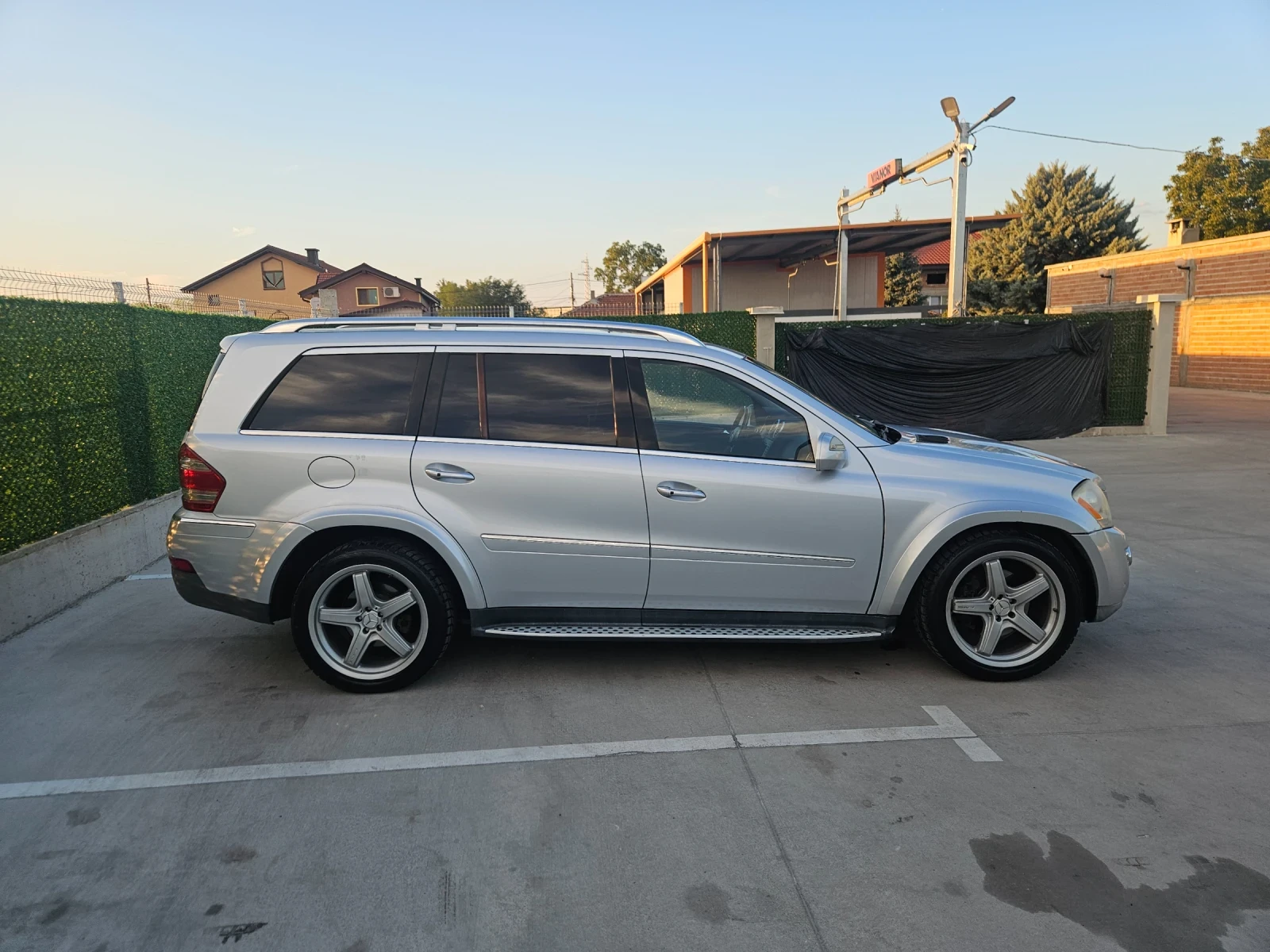 Mercedes-Benz GL 550  - изображение 4