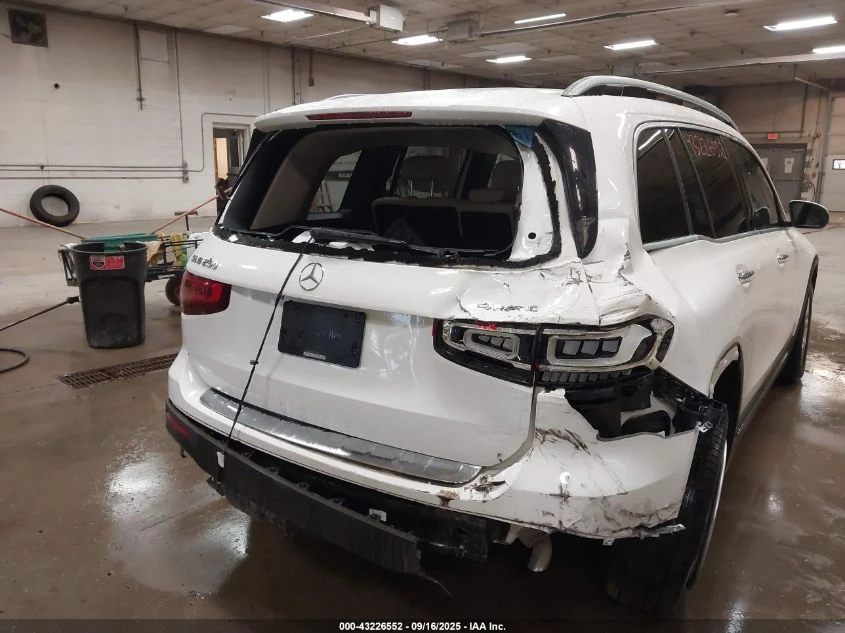 Mercedes-Benz GLB 250/4MATIC/PANO/DIGITAL/ПОДГРЕВ - изображение 6