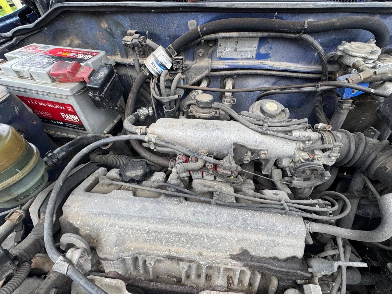 Toyota Rav4 2.0 - изображение 8