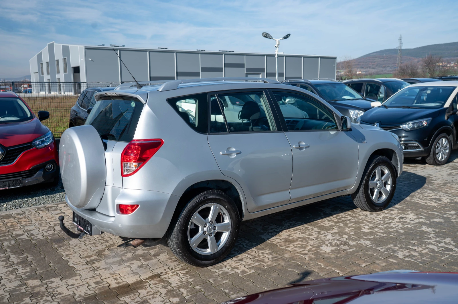 Toyota Rav4 2.2* 136кс* 4х4* фейслифт - изображение 7