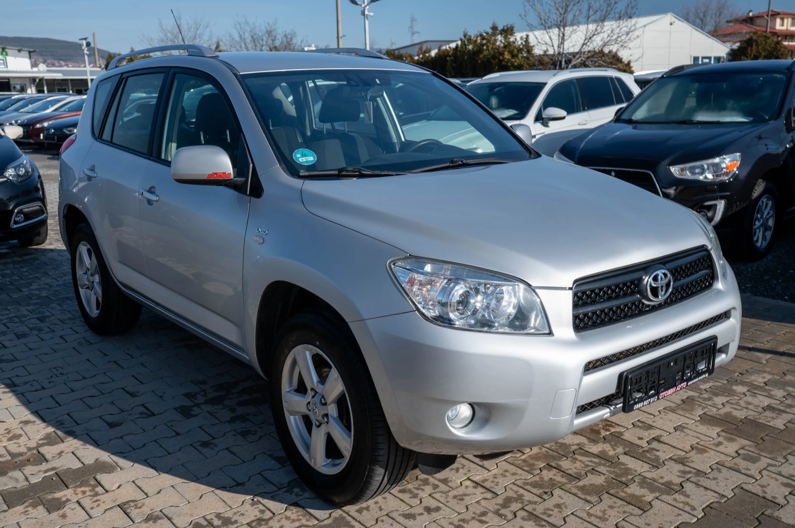Toyota Rav4 2.2* 136кс* 4х4* фейслифт - изображение 5