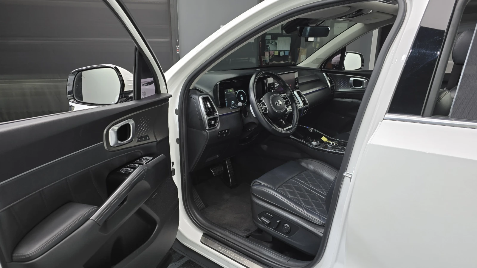 Kia Sorento 2.2 4WD Signature autogeorge.com, снимка 10 - Автомобили и джипове - 53721606