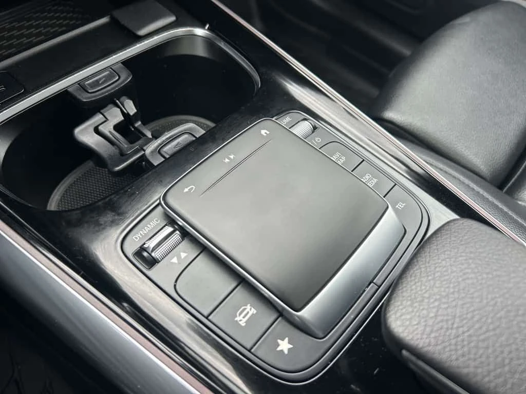 Mercedes-Benz GLA * 250 4MATIC SUV * CARFAX * ЦЕНА ДО БГ, снимка 13 - Автомобили и джипове - 53951026