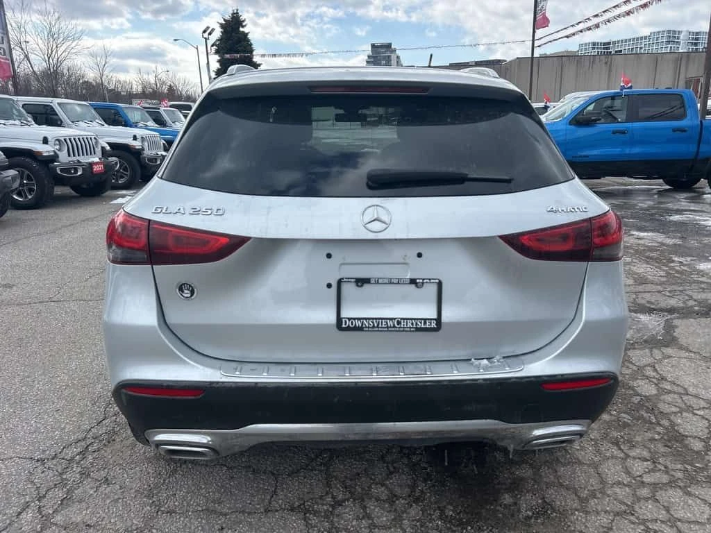 Mercedes-Benz GLA * 250 4MATIC SUV * CARFAX * ЦЕНА ДО БГ, снимка 6 - Автомобили и джипове - 53951026