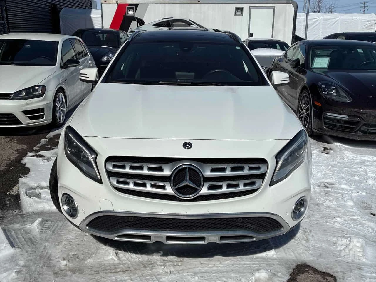 Mercedes-Benz GLA 250 * CARFAX * Панорама * Подгрев * , снимка 6 - Автомобили и джипове - 53970382