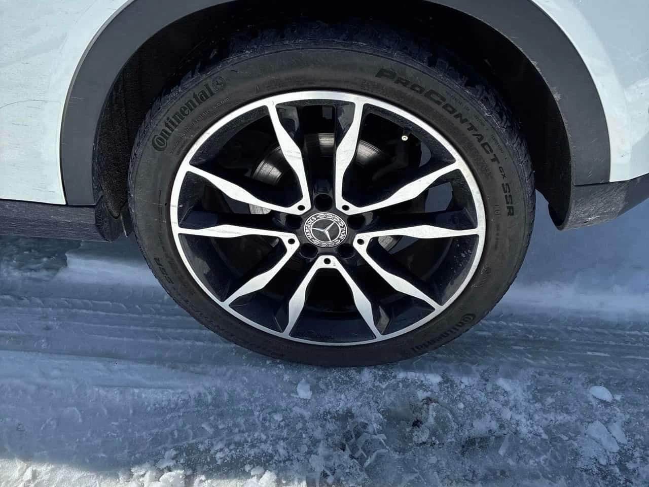 Mercedes-Benz GLA 250 * CARFAX * Панорама * Подгрев * , снимка 7 - Автомобили и джипове - 53970382