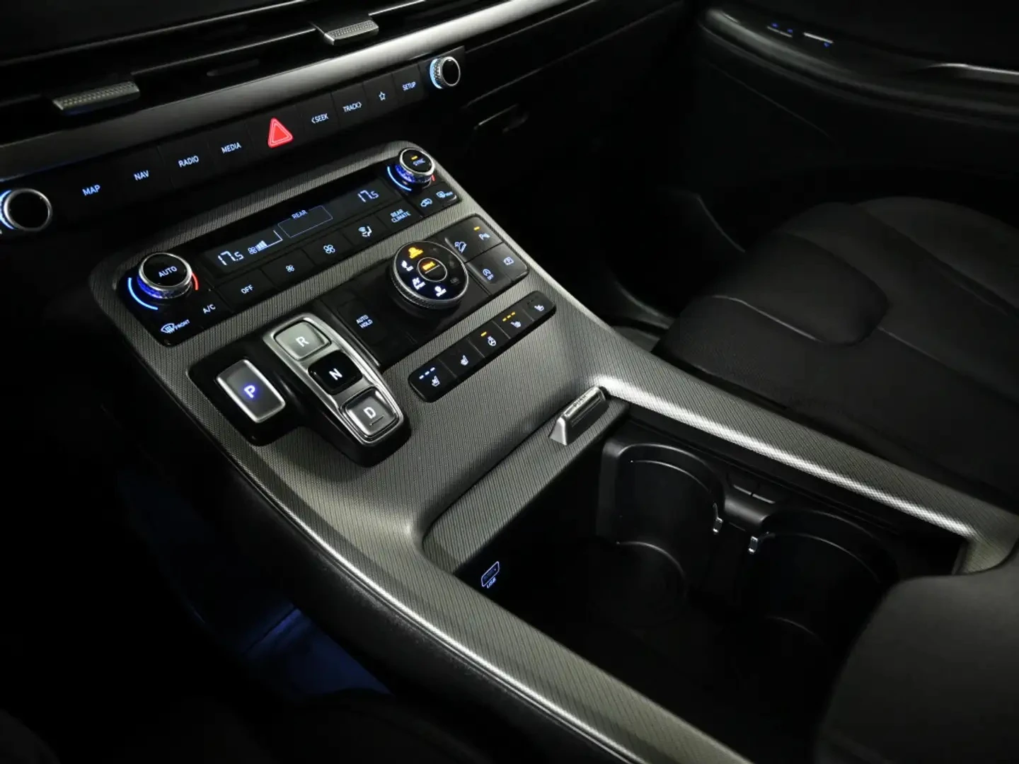 Hyundai Palisade Urban * Без Инцидент * Обдухване * 360 Камера * , снимка 14 - Автомобили и джипове - 53990977