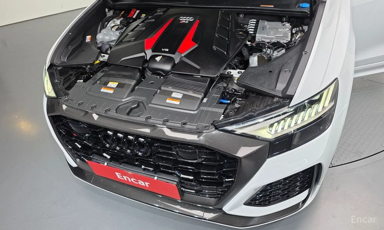 Audi RSQ8 * QUATTRO* CERAMIC* ALCANTARA* ПАНОРАМА* 360* HUD*, снимка 6 - Автомобили и джипове - 54488753