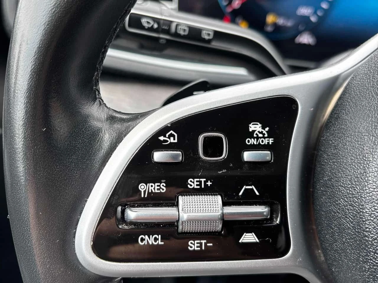 Mercedes-Benz GLE 450 4MATIC* DISTRONIC* BURMESTER* AВТОКРЕДИТ* , снимка 12 - Автомобили и джипове - 54542822