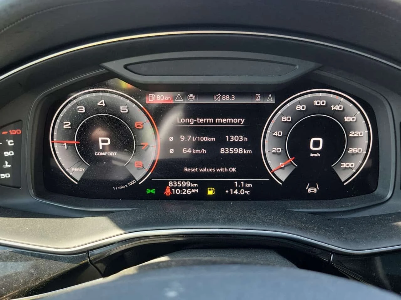 Audi Q8 TECHNIK  CARFAX, снимка 9 - Автомобили и джипове - 54609398