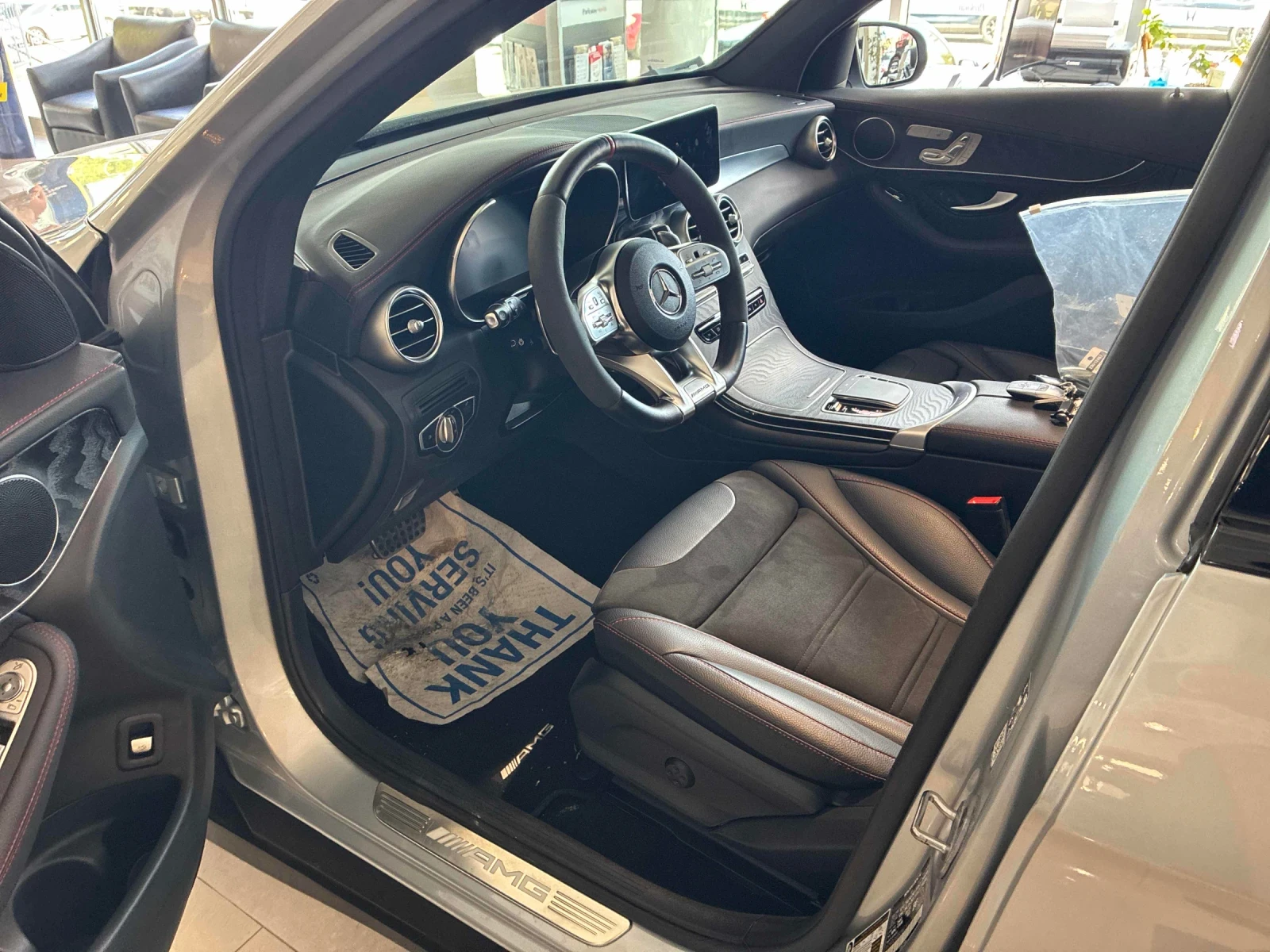 Mercedes-Benz GLC 43 AMG ��������� * ������� * �������� * 2 ����� * CARFAX | Mobile.bg � ����������� 6