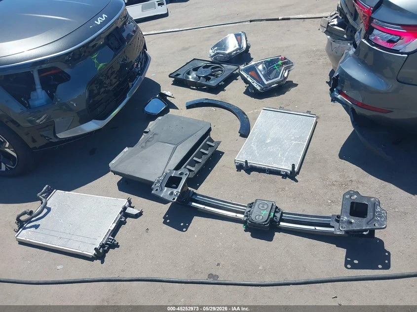 Kia Niro Ev Wind, снимка 12 - Автомобили и джипове - 54903172