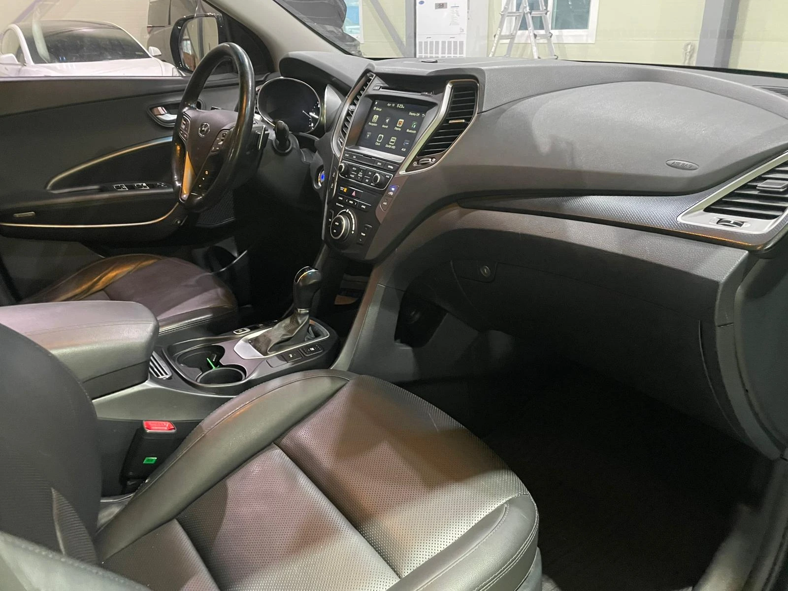 Hyundai Santa fe 2.2 CRDi 4WD ! Exclusive !, снимка 9 - Автомобили и джипове - 54946868