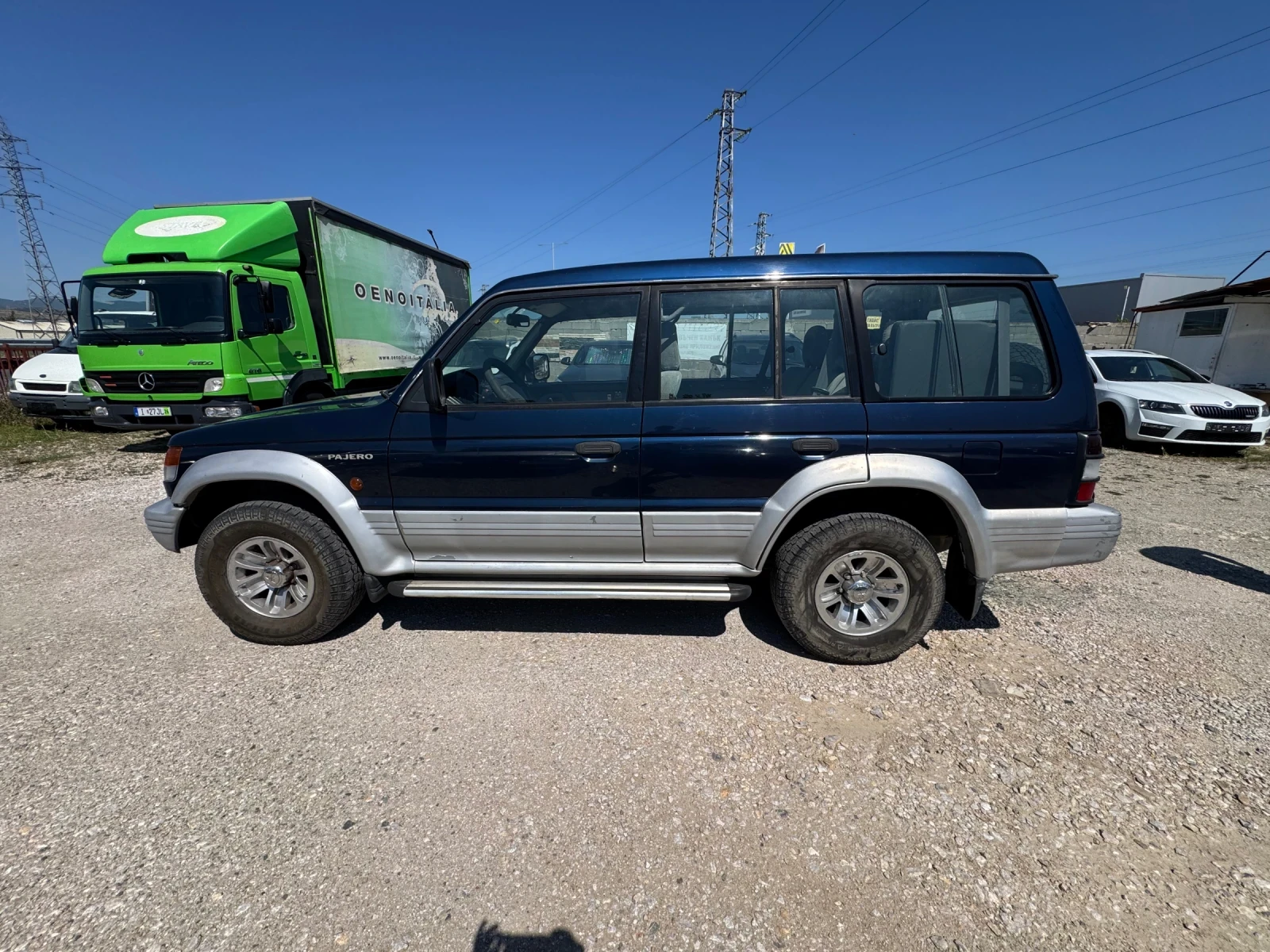 Mitsubishi Pajero 2.5TDI Климатик 7 местен Италия, снимка 7 - Автомобили и джипове - 55459906