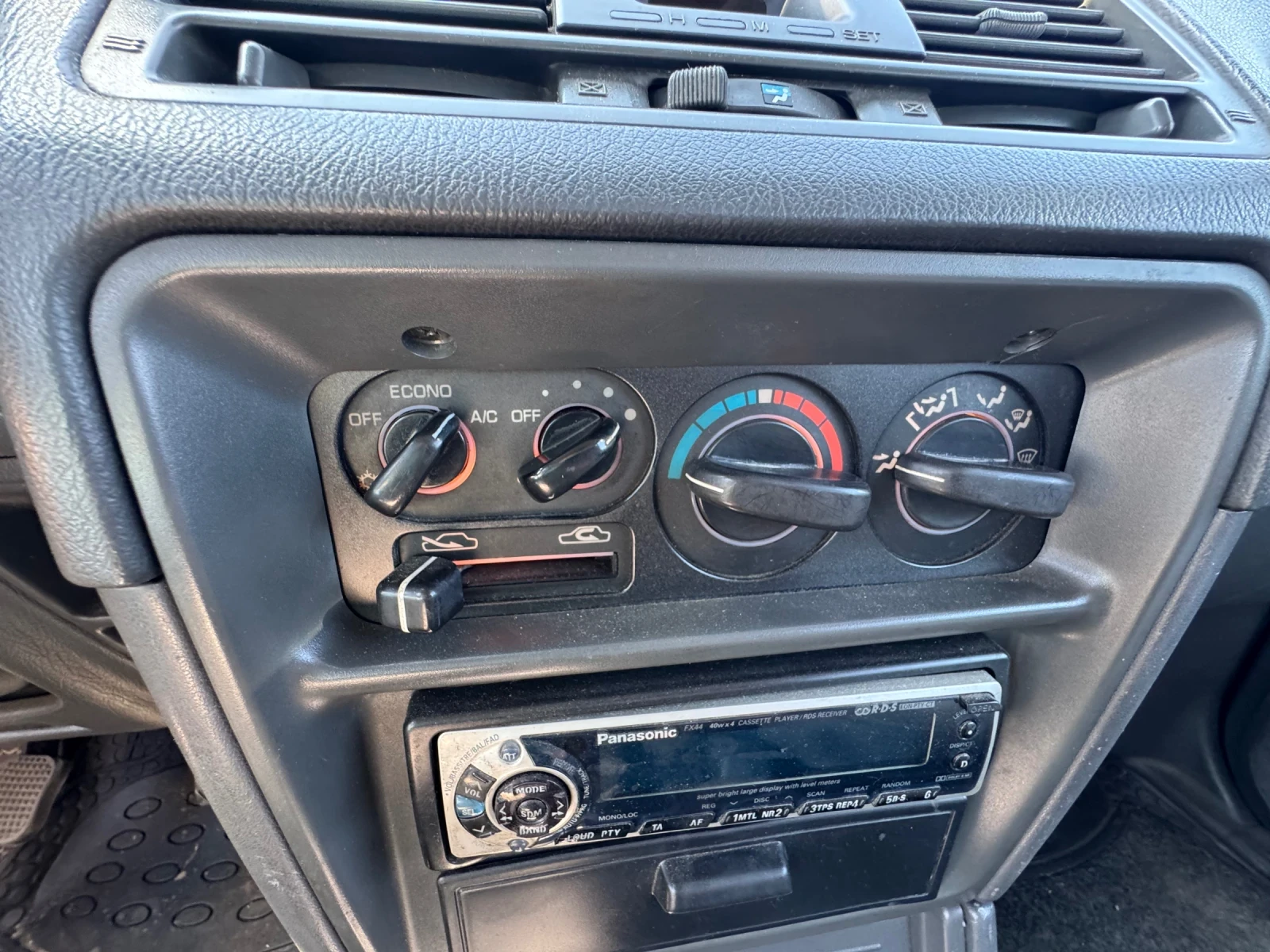 Mitsubishi Pajero 2.5TDI Климатик 7 местен Италия, снимка 10 - Автомобили и джипове - 55459906
