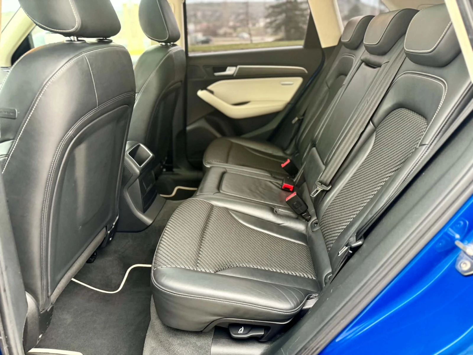 Audi SQ5 3.0 ОБСЛУЖЕНА, снимка 13 - Автомобили и джипове - 55831498