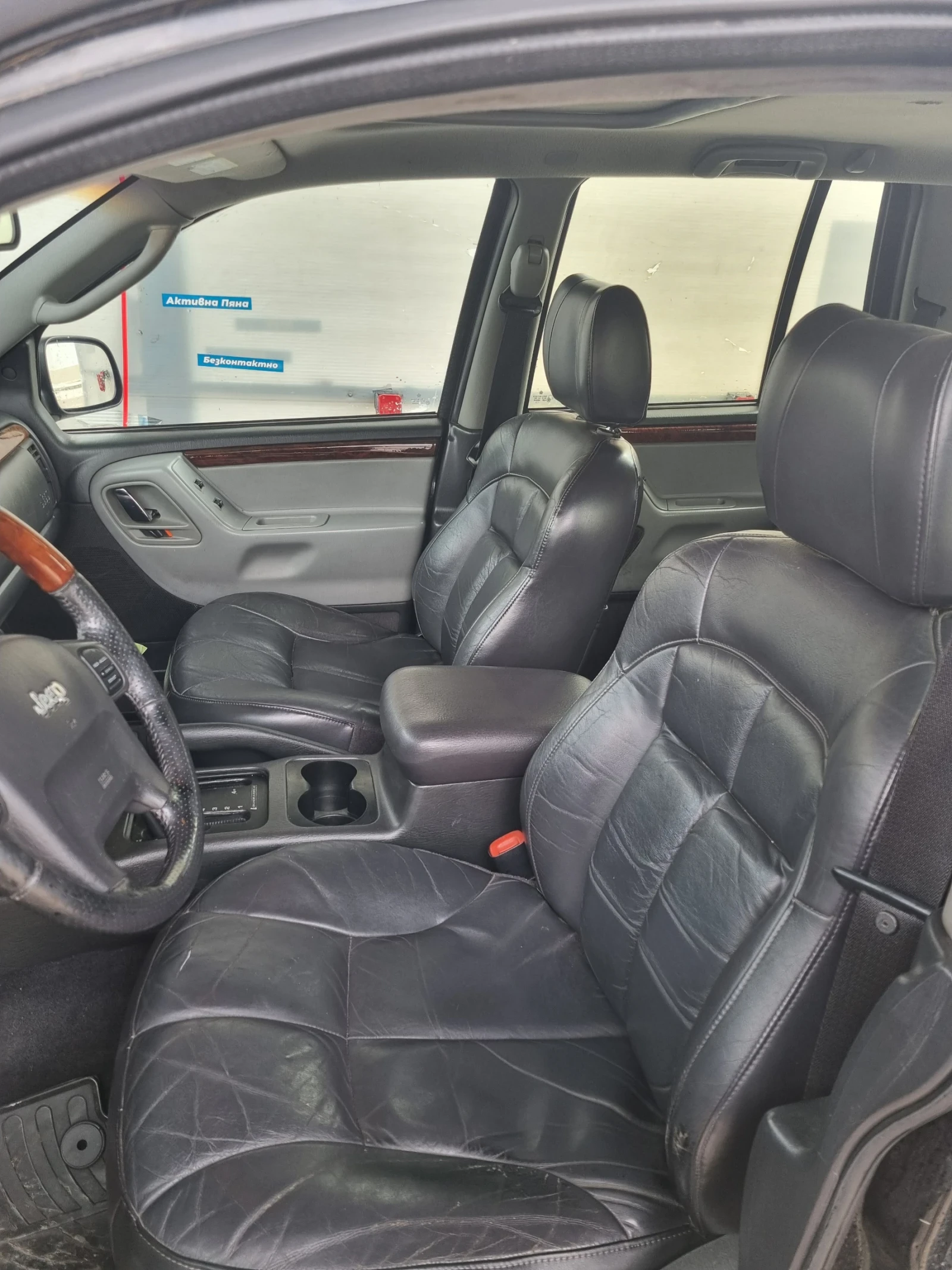 Jeep Grand cherokee, снимка 8 - Автомобили и джипове - 56135772