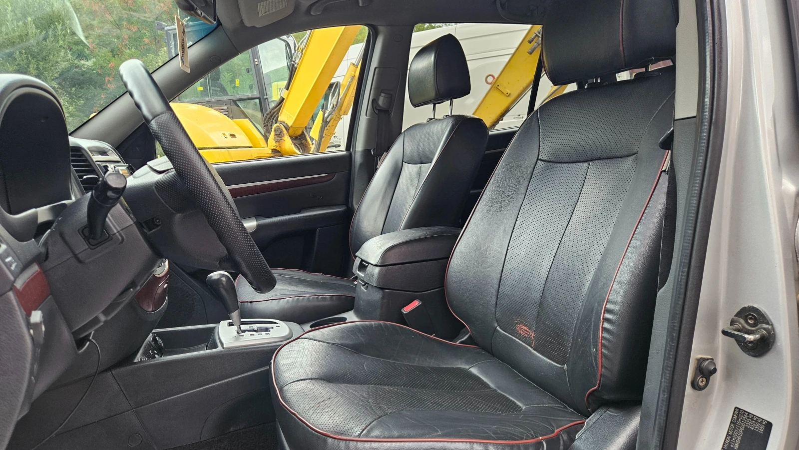 Hyundai Santa fe 2.7 GAZ/4WD/KOJA/KLIMATRONIK, снимка 11 - Автомобили и джипове - 56288440