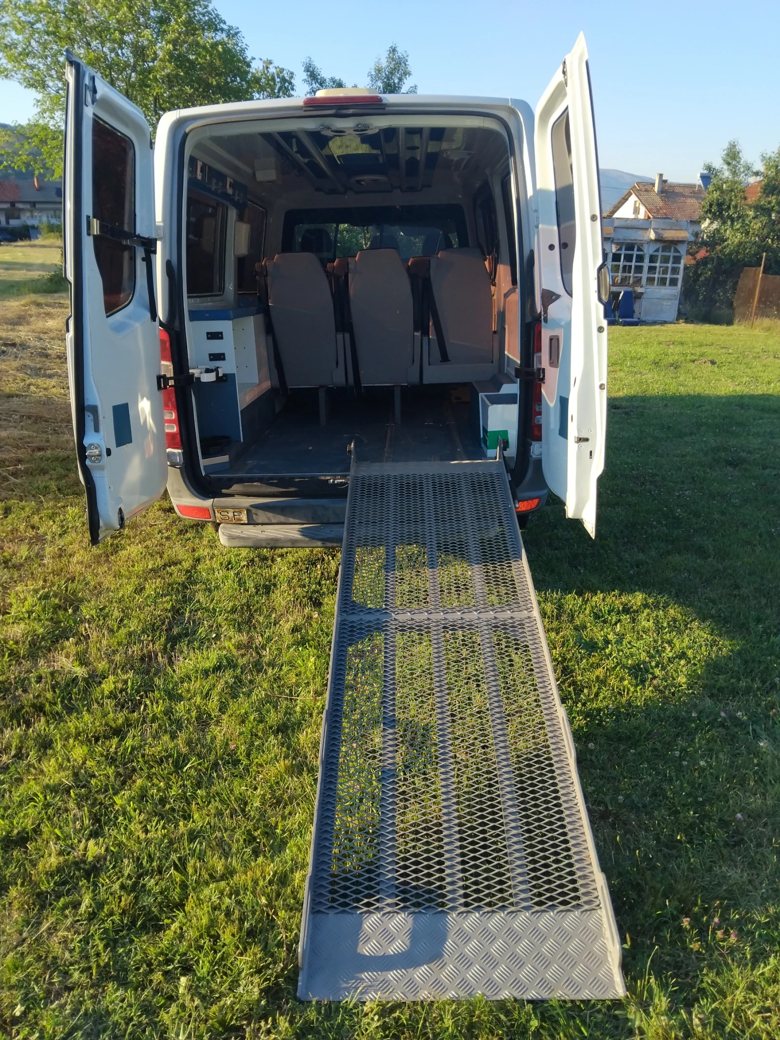 Mercedes-Benz Sprinter 313 2.2 cdi, снимка 5 - Бусове и автобуси - 55467001