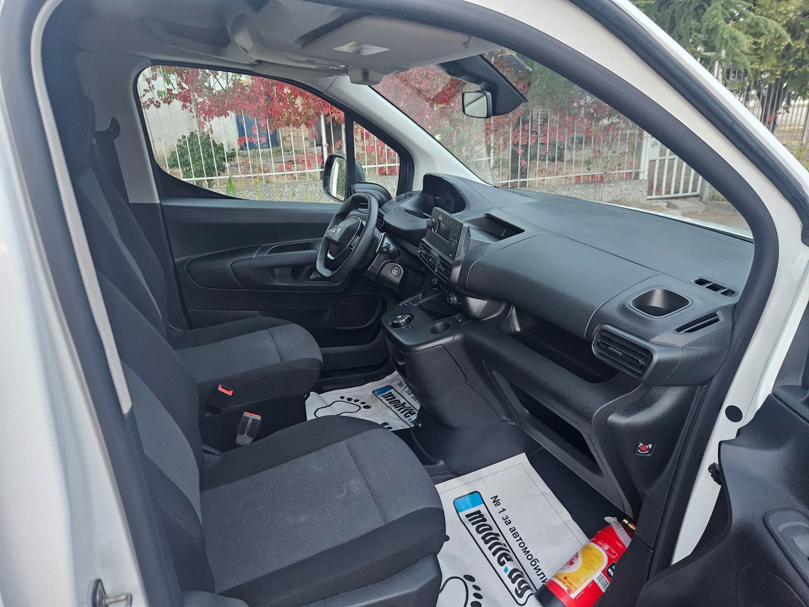 Peugeot Partner Макси  база, снимка 10 - Бусове и автобуси - 56619146