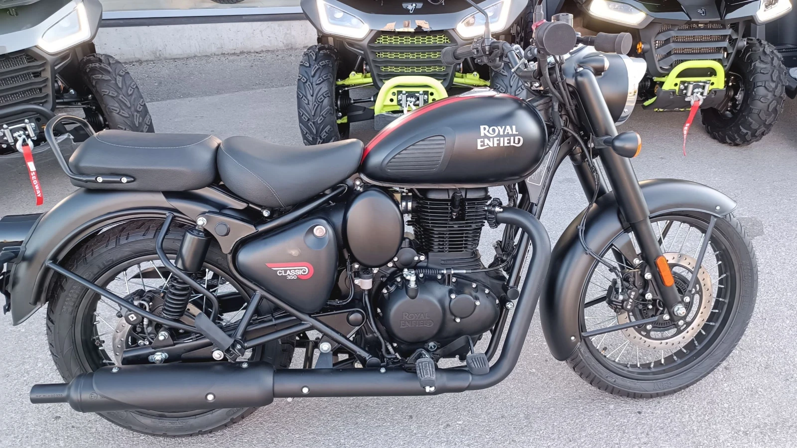 Royal Enfield Classic 350 Stealth Black - изображение 7