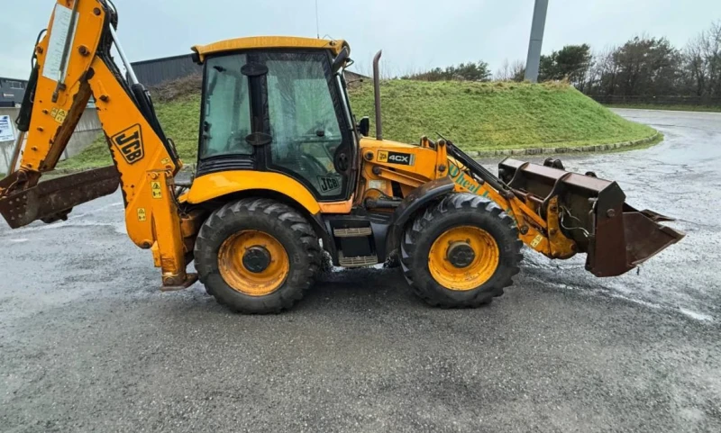 Багер JCB 4CX, снимка 2 - Индустриална техника - 49389235