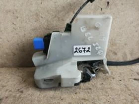 Предна лява брава Seta Ibiza 6L Cordoba VW Polo 6n - 2002-07 Ref.N.2672, снимка 1